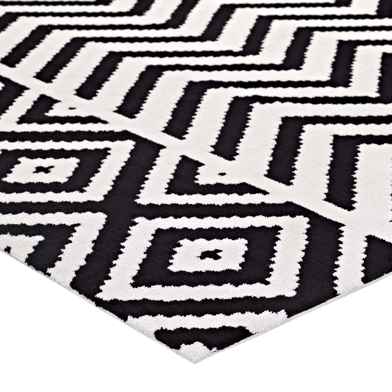 Ailani Geometric Chevron / Diamond 8x10 Area Rug Black and White