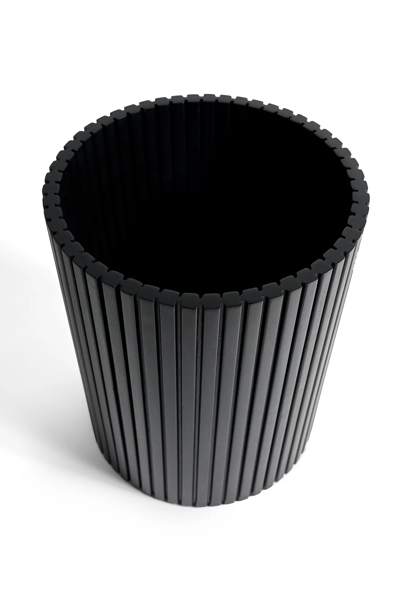 Cylindrical Black Mahogany Paper Basket | Ethnicraft Roller Max