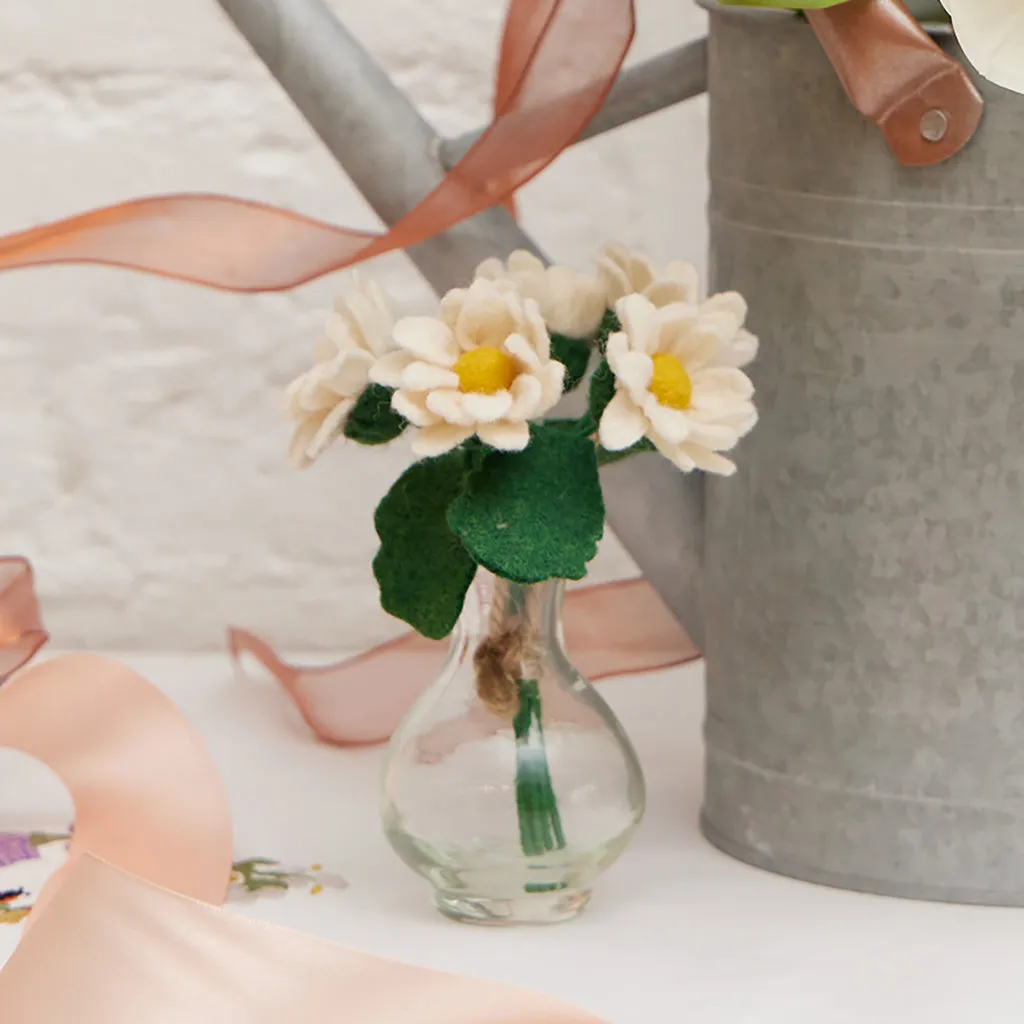 Spring Daisy Flower Bouquet with Vase