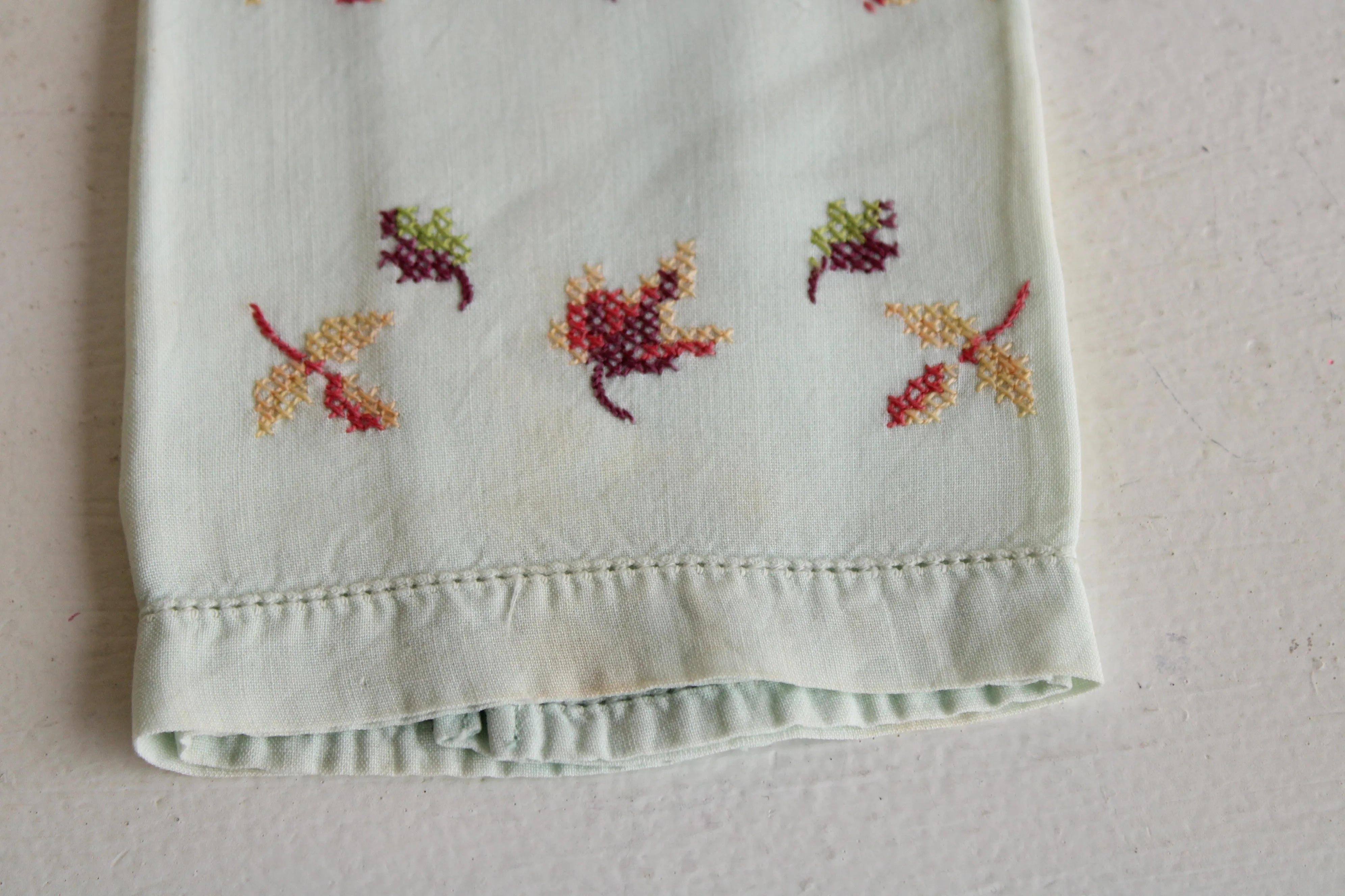 Vintage 1960s Mint Green Embroidered Tea Towel